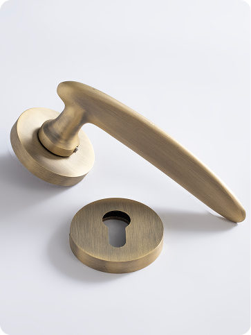 Handle Right